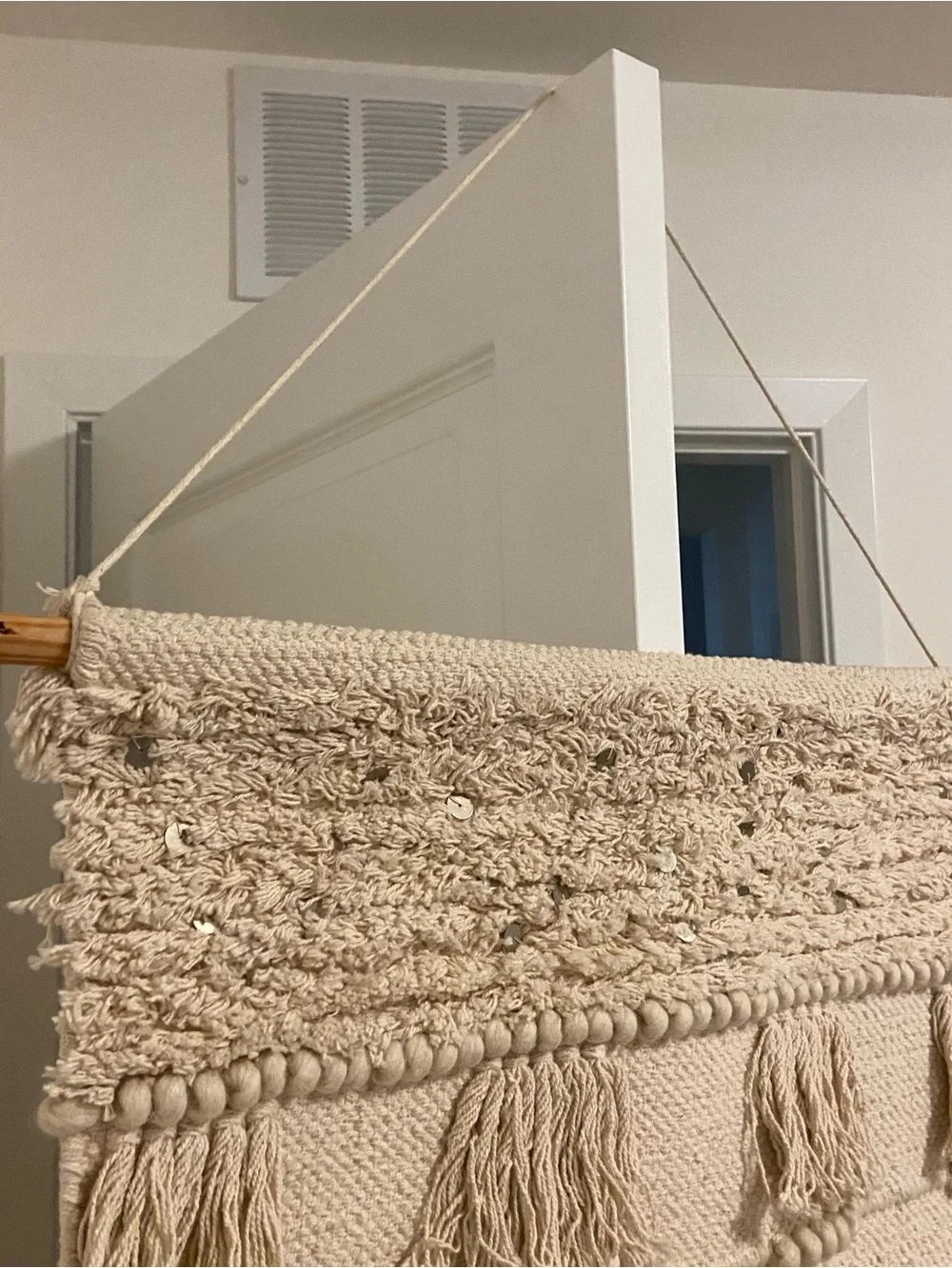 Neutral Cream Macramé Wall Hanging — Handmade Boho Wall Decor